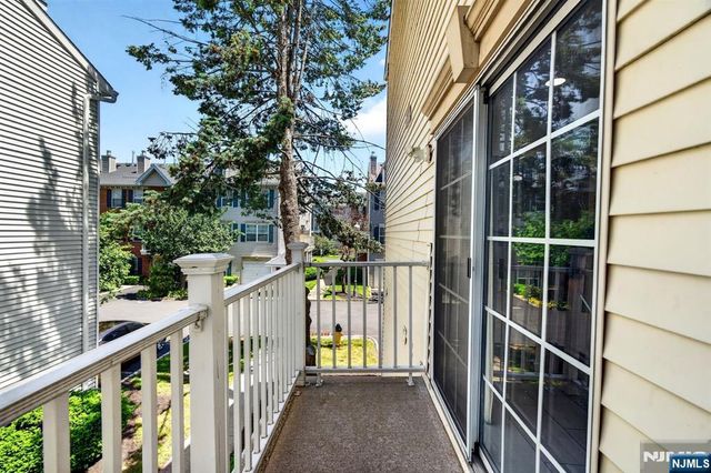 5 Krueger Court, Newark, NJ 07103