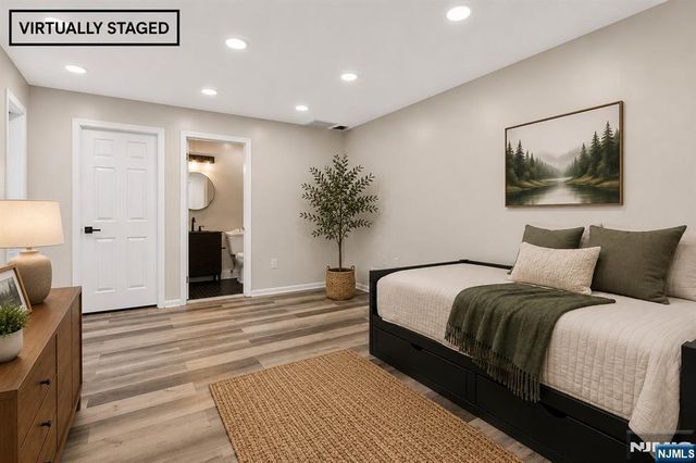 5 Krueger Court, Newark, NJ 07103