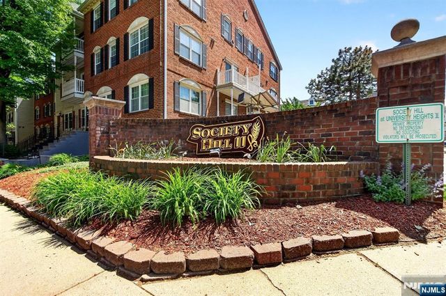 5 Krueger Court, Newark, NJ 07103
