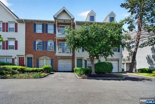 5 Krueger Court, Newark, NJ 07103