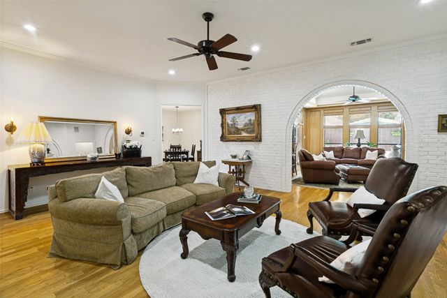 6721 Cool Meadow Drive, Fort Worth, TX 76132