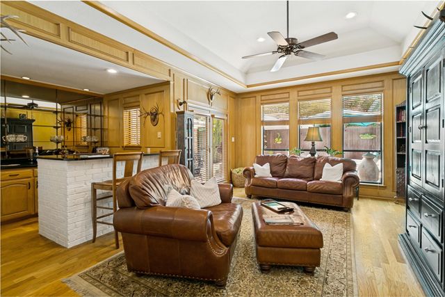 6721 Cool Meadow Drive, Fort Worth, TX 76132