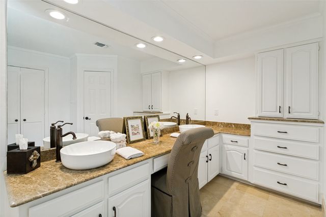 6721 Cool Meadow Drive, Fort Worth, TX 76132