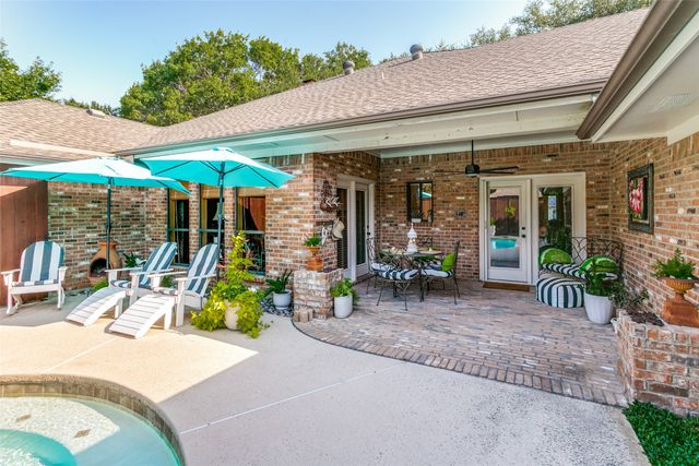 6721 Cool Meadow Drive, Fort Worth, TX 76132