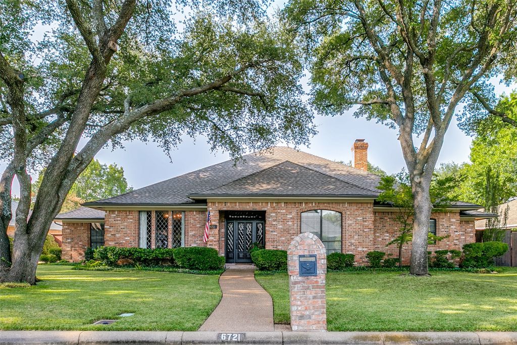 6721 Cool Meadow Drive, Fort Worth, TX 76132