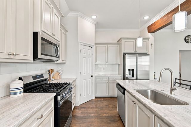312 Toledano Dr, Thibodaux, LA 70301