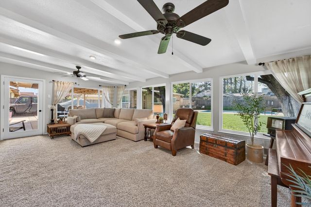 2504 Ahern St, Marysville, CA 95901