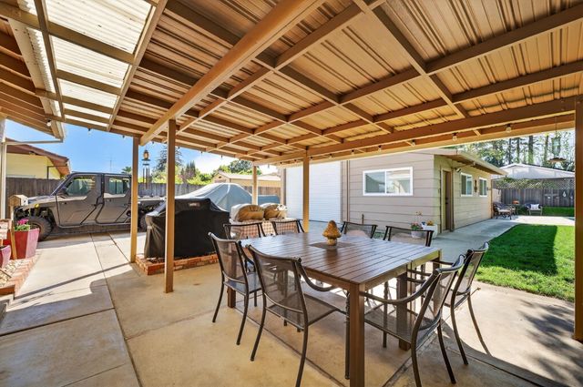 2504 Ahern St, Marysville, CA 95901