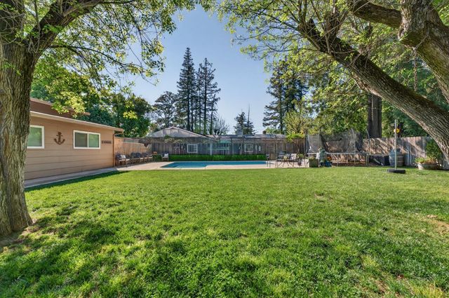 2504 Ahern St, Marysville, CA 95901