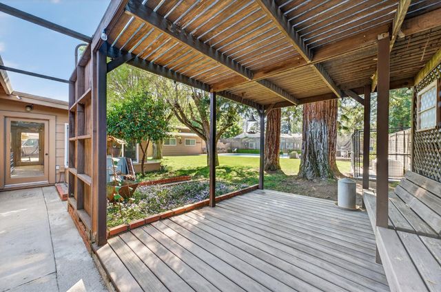 2504 Ahern St, Marysville, CA 95901