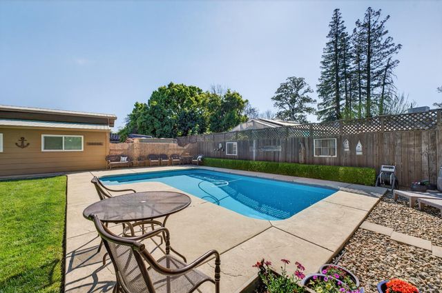 2504 Ahern St, Marysville, CA 95901