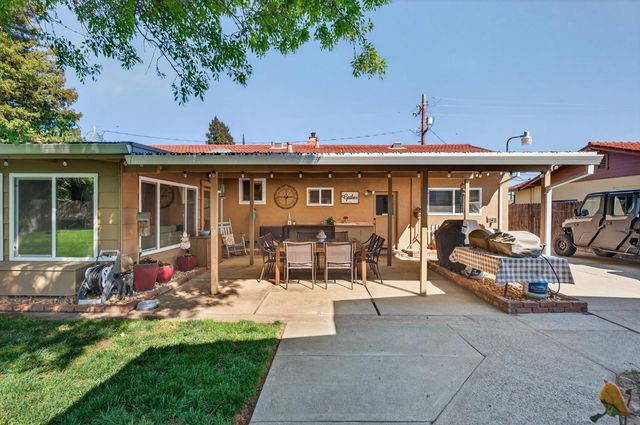 2504 Ahern St, Marysville, CA 95901