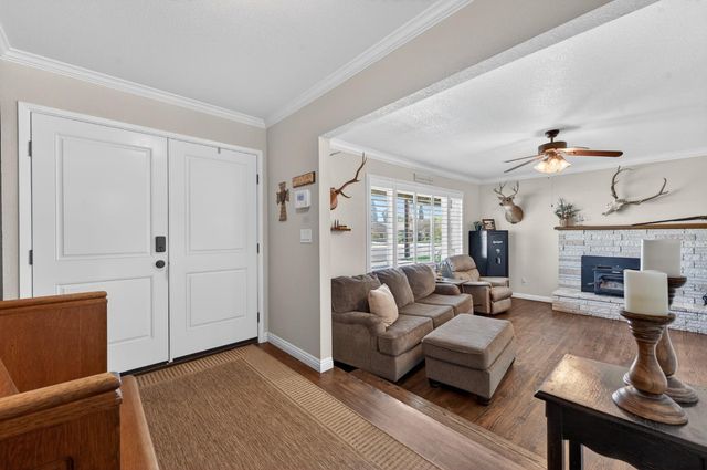 2504 Ahern St, Marysville, CA 95901