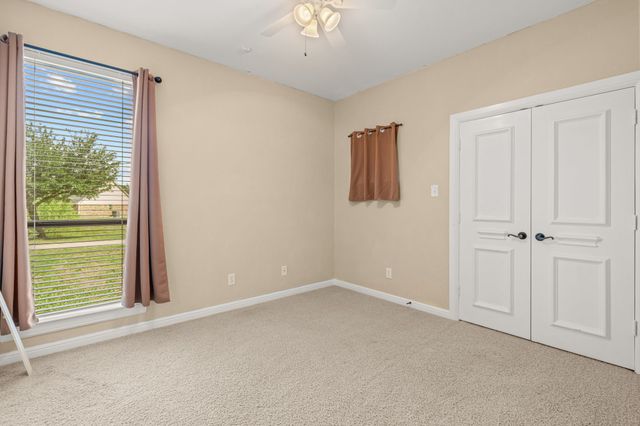7230 Hunnington Drive, Sanger, TX 76266