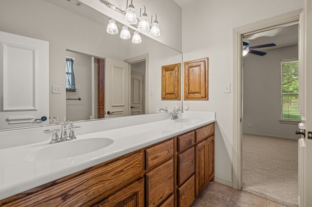 7230 Hunnington Drive, Sanger, TX 76266