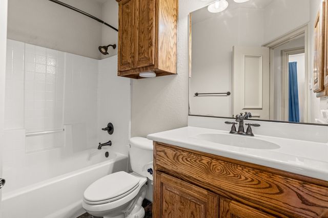 7230 Hunnington Drive, Sanger, TX 76266