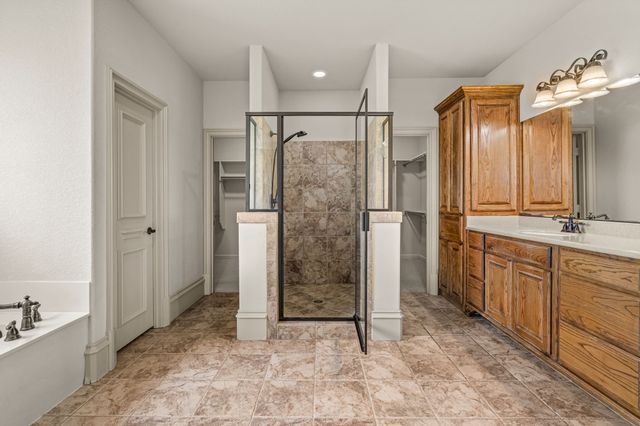 7230 Hunnington Drive, Sanger, TX 76266
