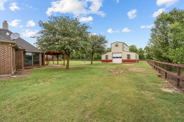 7230 Hunnington Drive, Sanger, TX 76266