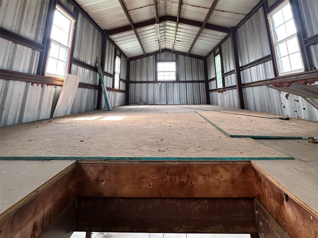 7230 Hunnington Drive, Sanger, TX 76266
