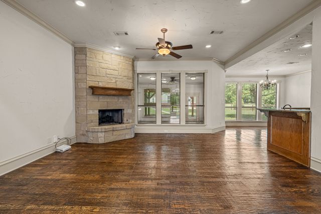 7230 Hunnington Drive, Sanger, TX 76266