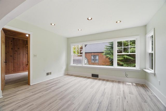 410 GRANITE STREET, Waupaca, WI 54981