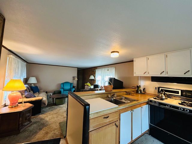 31 Preston Lane, Columbia, NH 03576