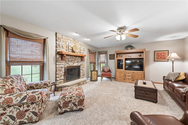 3819 Hill Road, Hampton, PA 15101