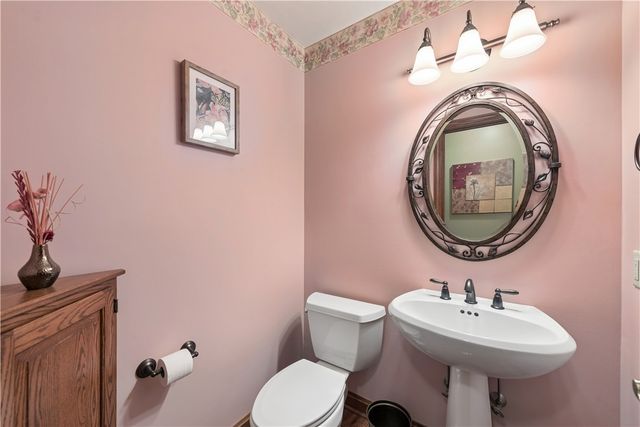 3819 Hill Road, Hampton, PA 15101