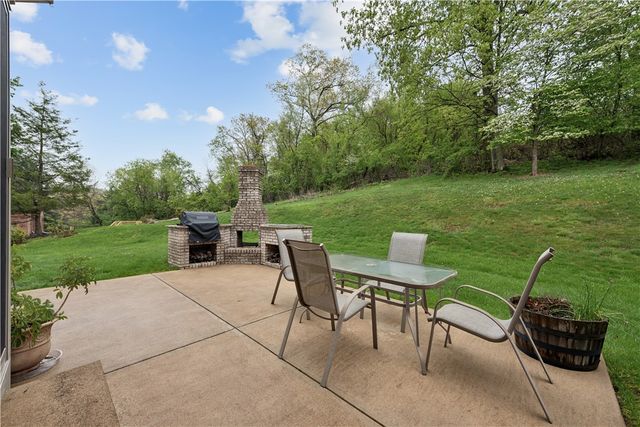 3819 Hill Road, Hampton, PA 15101