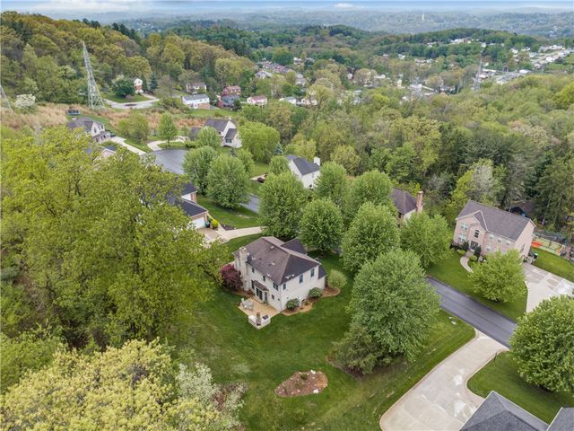 3819 Hill Road, Hampton, PA 15101