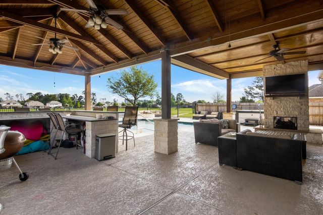 21339 S Kings Mill Lane, Kingwood, TX 77339