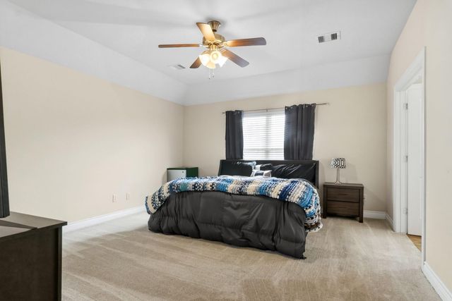 21339 S Kings Mill Lane, Kingwood, TX 77339