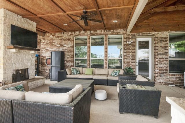 21339 S Kings Mill Lane, Kingwood, TX 77339