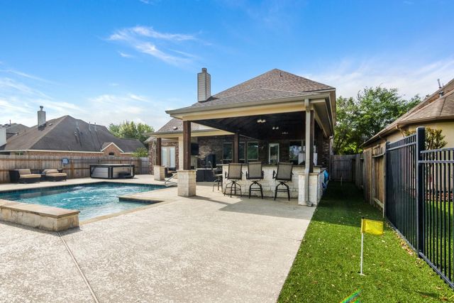 21339 S Kings Mill Lane, Kingwood, TX 77339