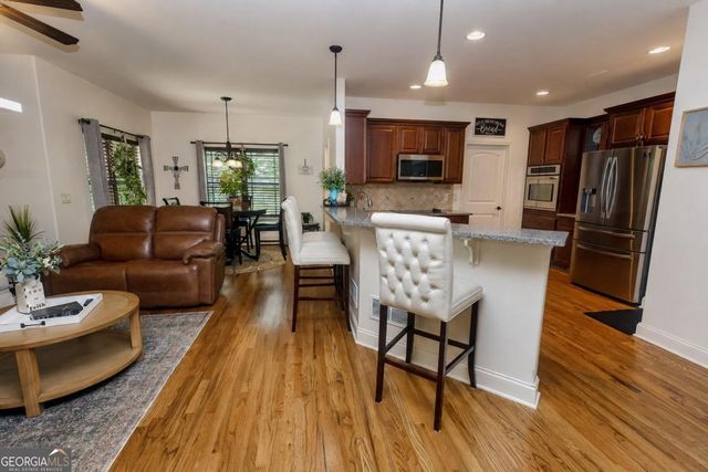 1020 Honey Lane, Loganville, GA 30052