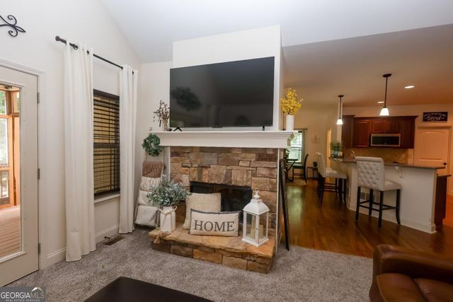 1020 Honey Lane, Loganville, GA 30052
