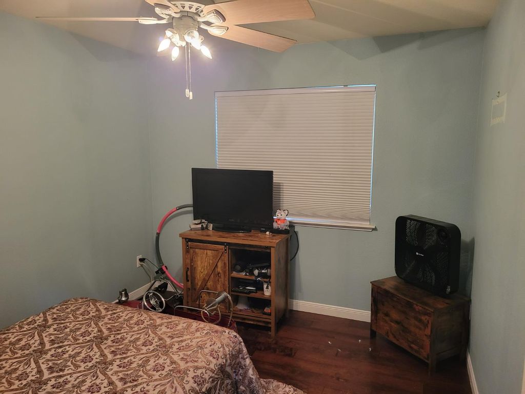 Image 14 of property listing at 3188 Winter Way, Madera, CA 93637