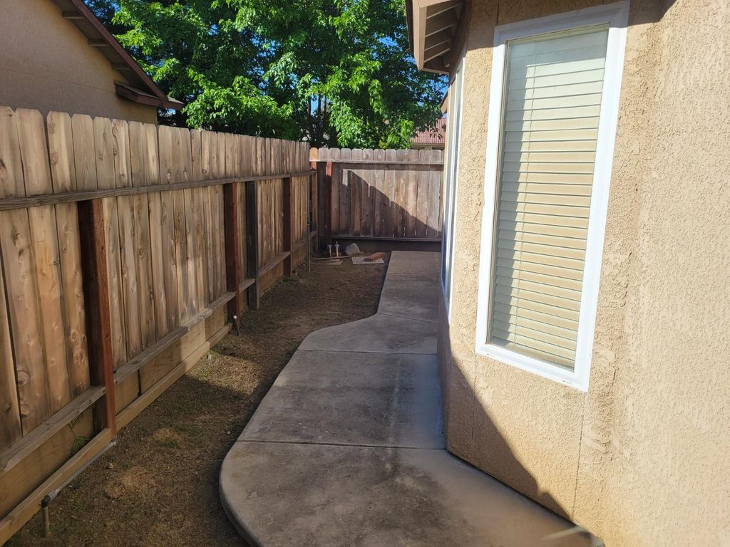 Image 22 of property listing at 3188 Winter Way, Madera, CA 93637