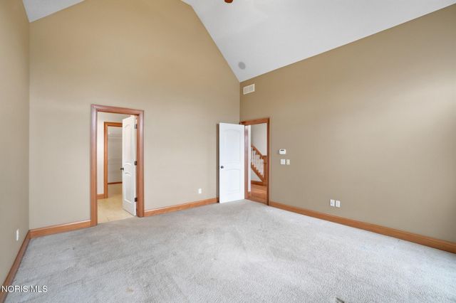 5908 Walnut Springs Boulevard, Sylvania, OH 43560