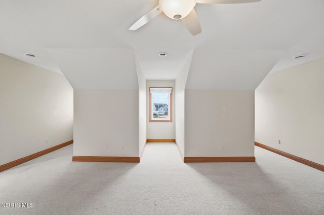 5908 Walnut Springs Boulevard, Sylvania, OH 43560