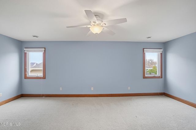 5908 Walnut Springs Boulevard, Sylvania, OH 43560