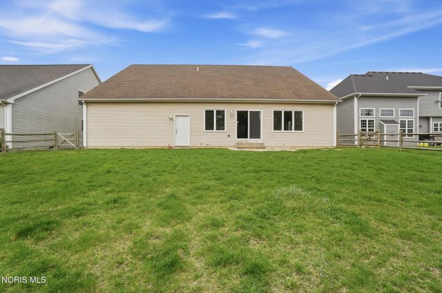 5908 Walnut Springs Boulevard, Sylvania, OH 43560