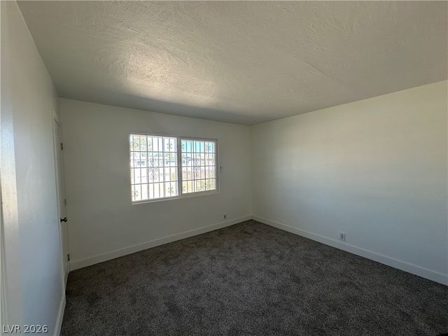2876 Escuela Street, Las Vegas, NV 89121