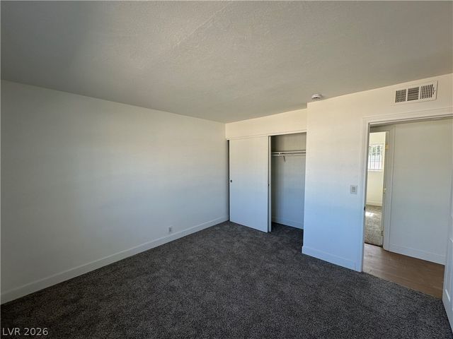 2876 Escuela Street, Las Vegas, NV 89121