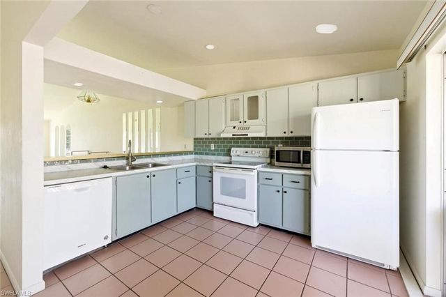 3420 Frosty WAY 4910, Naples, FL 34112