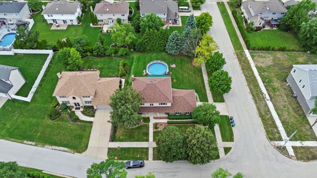 16620 Pear Avenue, Orland Park, IL 60467