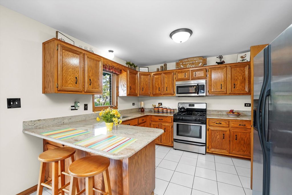 Image 18 of property listing at 16620 Pear Avenue, Orland Park, IL 60467