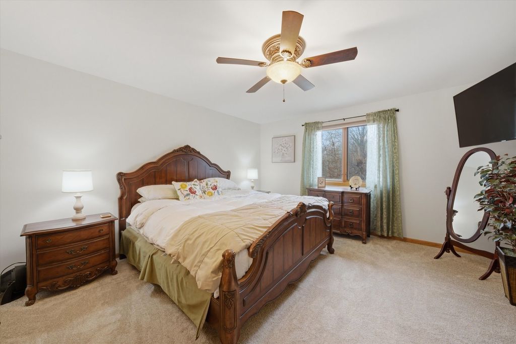 Image 26 of property listing at 16620 Pear Avenue, Orland Park, IL 60467
