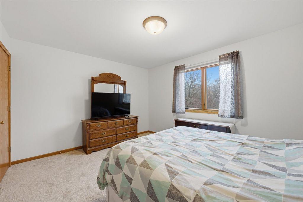 Image 35 of property listing at 16620 Pear Avenue, Orland Park, IL 60467