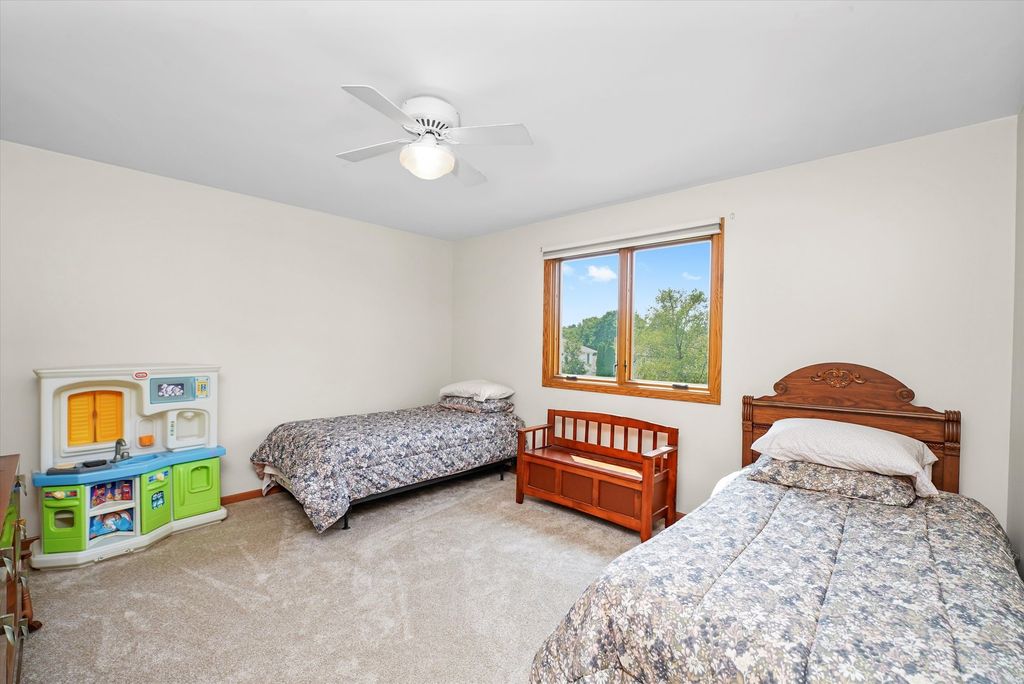 Image 36 of property listing at 16620 Pear Avenue, Orland Park, IL 60467